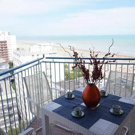 Beautiful Studio With Sea View * Линьяно-Саббьядоро